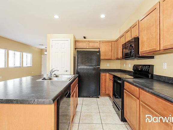 2nd image of 10233 W Parkway Dr