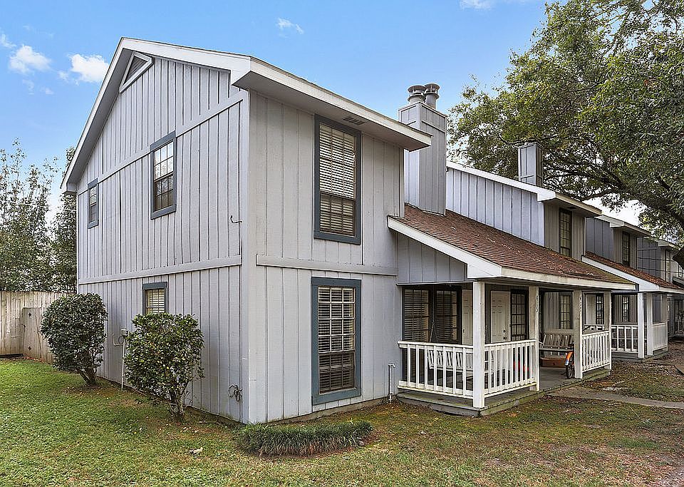 1st image of 415 Cedarwood Dr