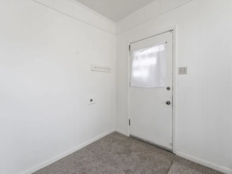 815 N Maple Ave #A — Photo 3
