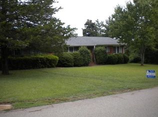 115 Paul St, Central, SC 29630