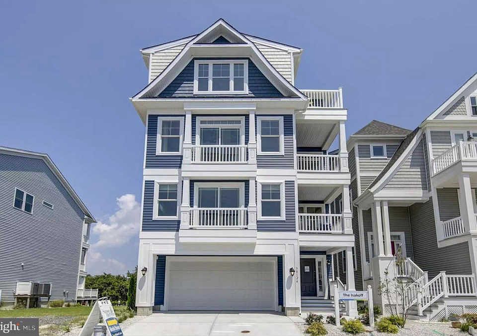 1st image of 38126 River St #8