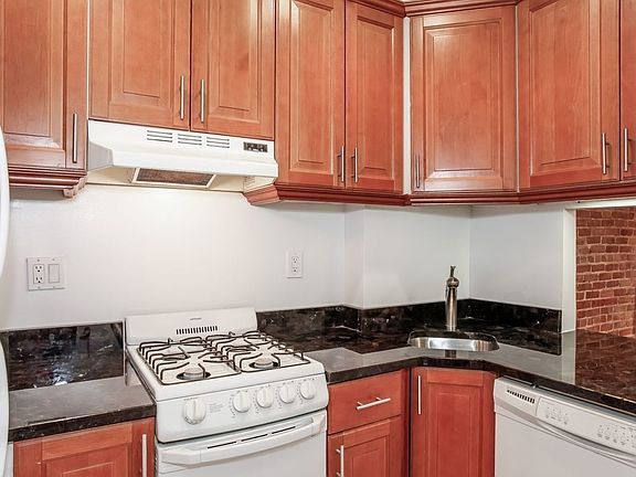 4th image of 538 E 89th St APT 3E
