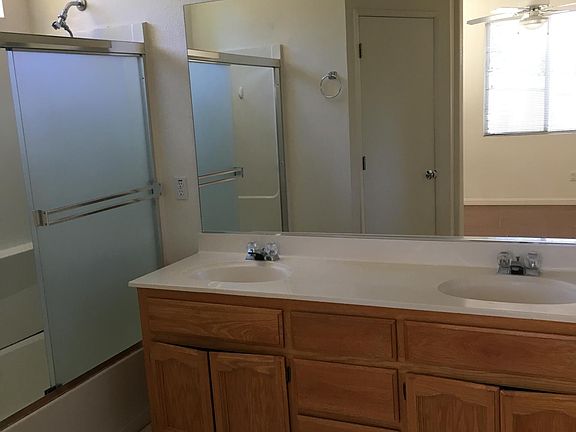4th image of 9374 Marlemont Cir