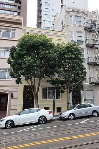 920 Powell St Photo 1