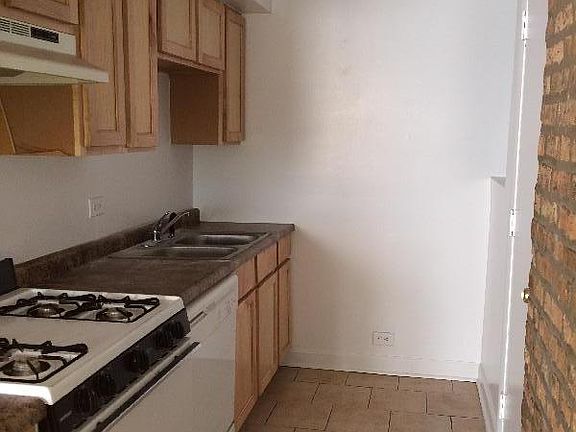 5th image of 1101 N Western Ave #2