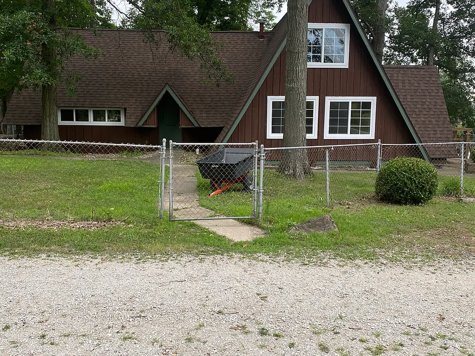 E 2495 North Rd