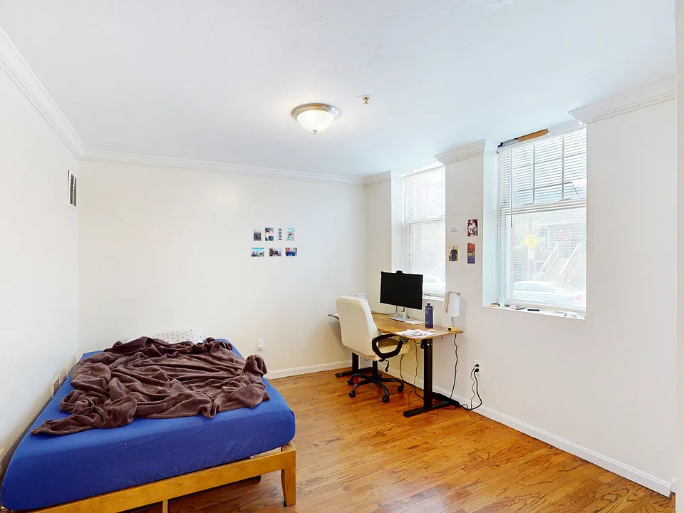 712 Shawmut Ave #1R