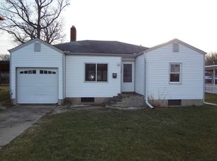 1103 E 9th St, Rochester, IN 46975