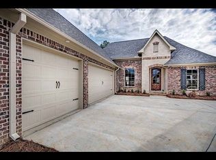 132 Camden Lake Cir, Madison, MS 39110