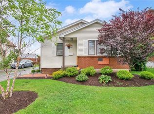 489 Clark St, Bridgeport, CT 06606