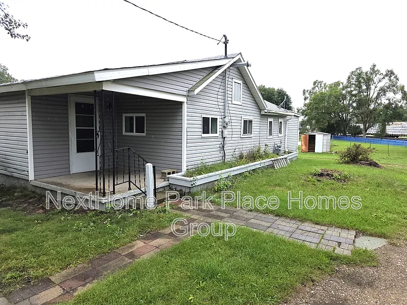 1 bed, 1.0 bath, 600 sqft, $820 — Photo 2