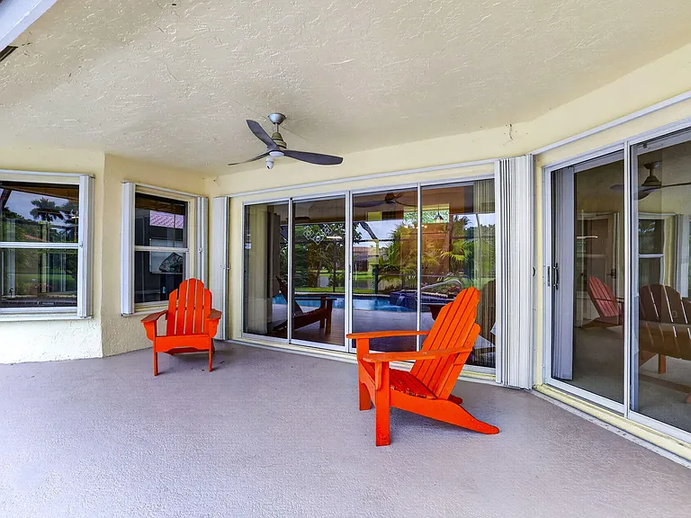 1230 Fairfax Ct — Photo 10