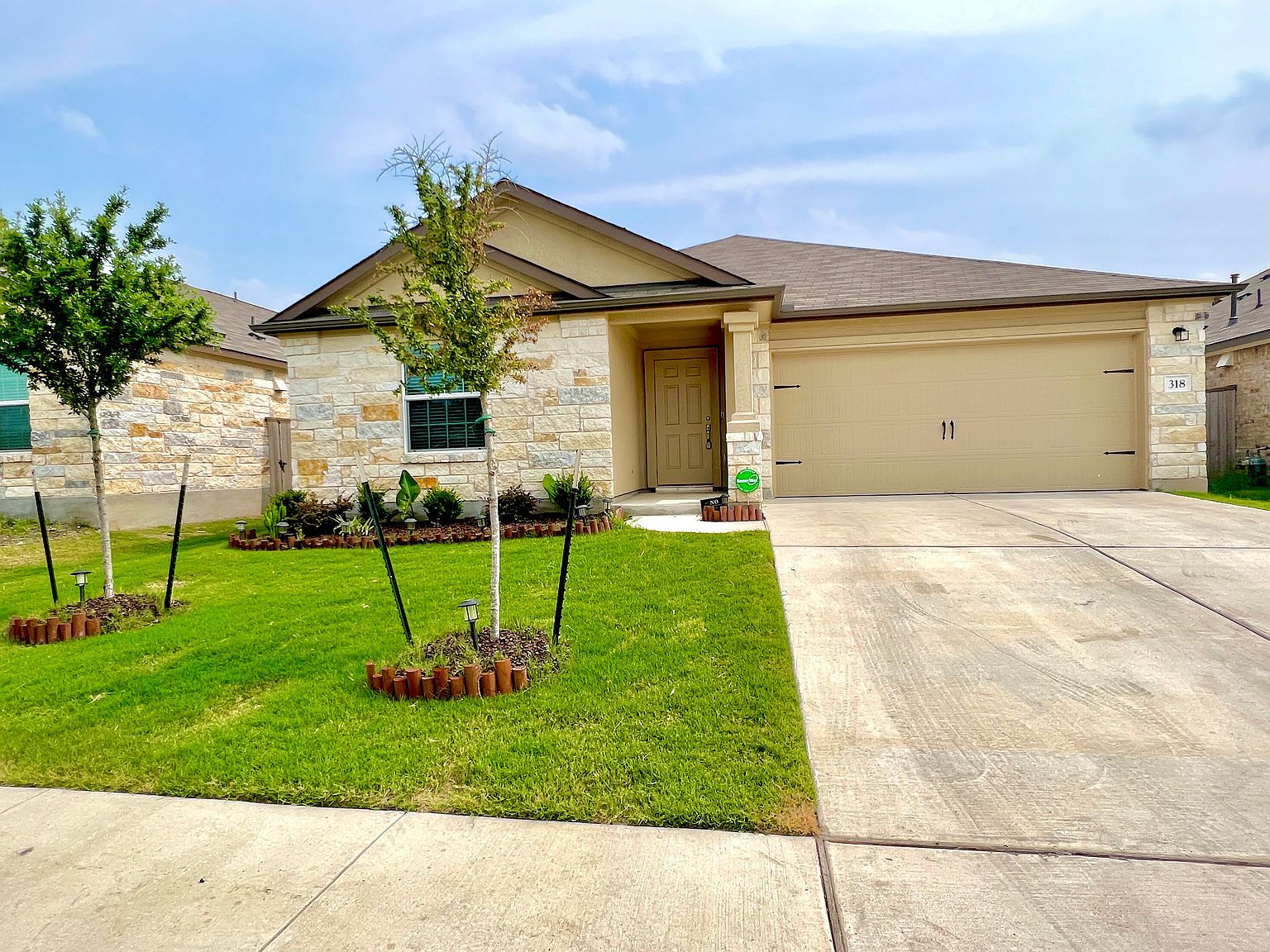 318 Arnage Dr, Hutto, TX 78634 Zillow