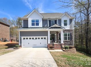 463 Kimbrell Crossing Dr, Fort Mill, SC 29715