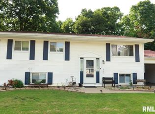 205 Gem St, East Peoria, IL 61611