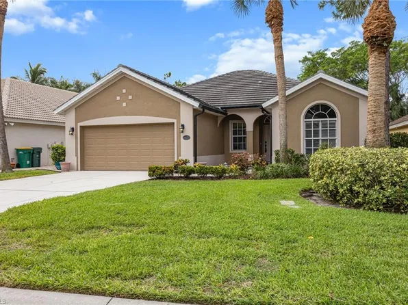 6477 Autumn Woods BLVD, NAPLES, FL 34109