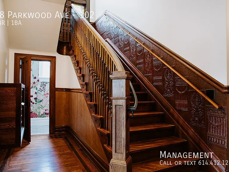 48 Parkwood Ave #102 — Photo 2