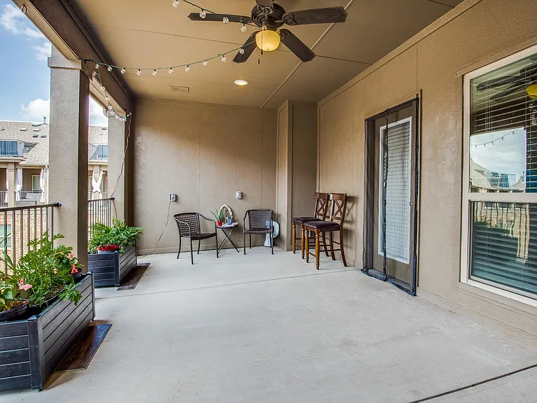 5705 Headquarters Dr — Photo 18