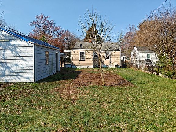 4th image of 3310 Frank Rd