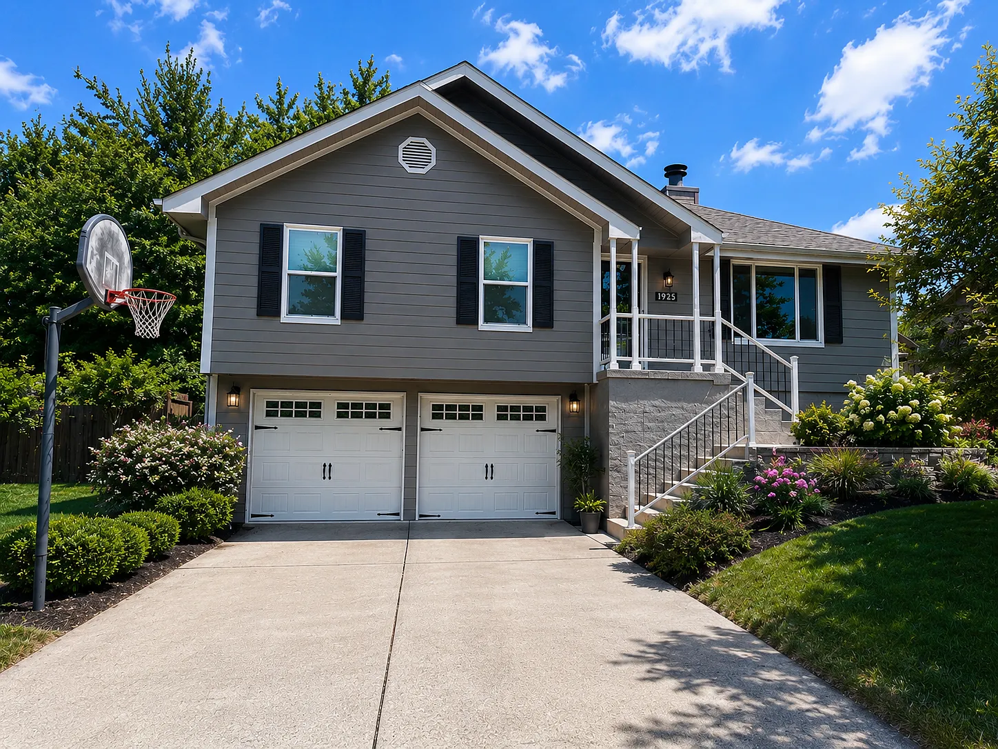 3 bed, 1572 sqft, $6,800 — Photo 4