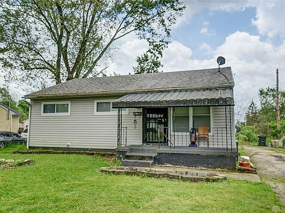 3rd image of 4252 Curundu Ave
