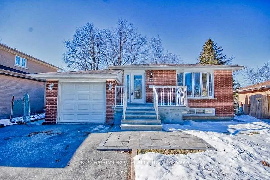 16 Montavista St #BASEMENT