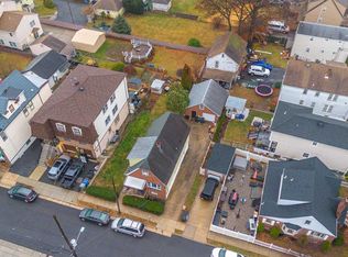 37 Bergen St, Garfield, NJ 07026