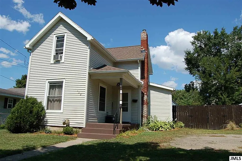 122 W Monroe St photo 1