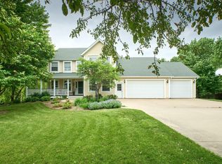 5125 Connemara Dr NE, Rochester, MN 55906