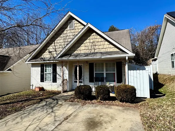 3629 Silver Ore Ln, Charlotte, NC 28216