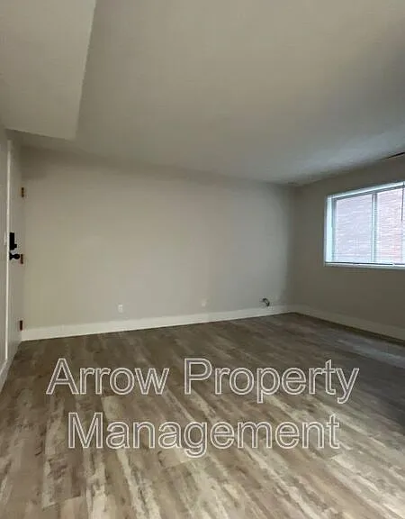 1429 N 34th St #4 — Photo 6