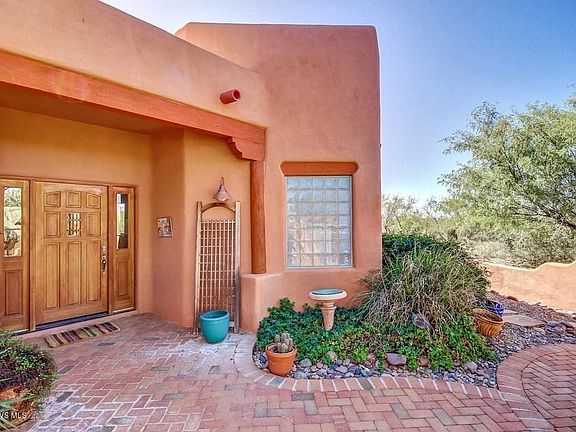 4th image of 754 E Josephine Canyon Dr