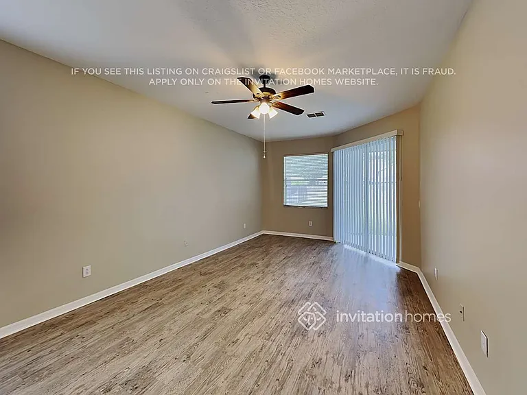 9424 Clover Glen Dr — Photo 10