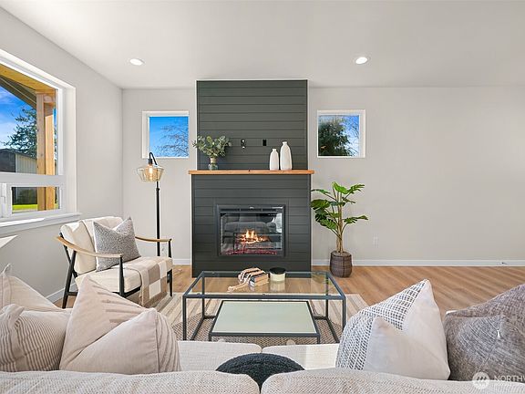 4th image of 710 F AND S GRADE RD #B