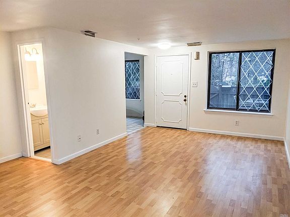 2nd image of 846 Golf Ln