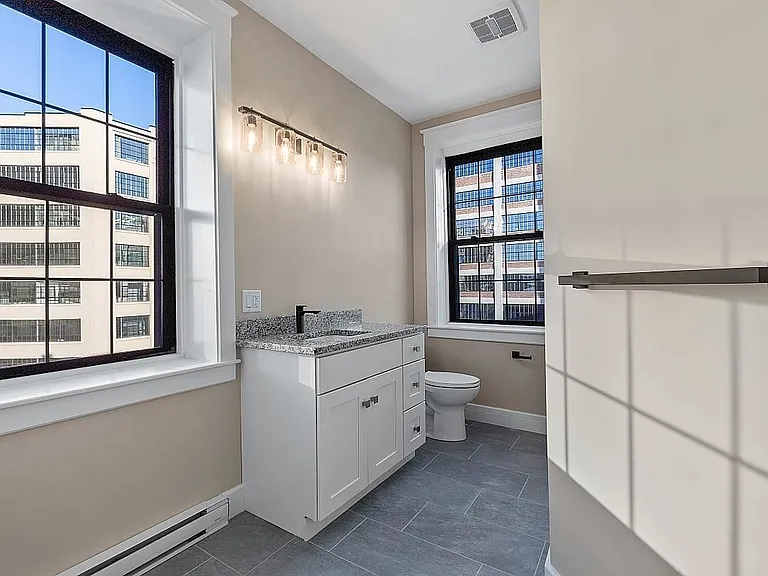 5 Batchelder Ct #201 — Photo 5