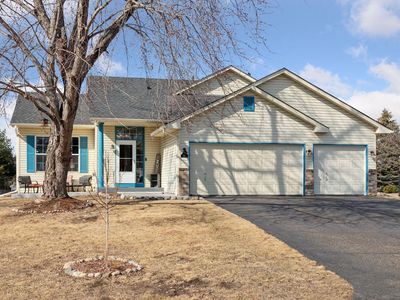 611 Lodge Dr, Jordan, MN, 55352