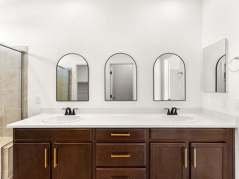 5606 Spring Trellis St — Photo 4