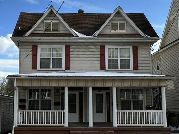 41 Liberty St #A, Westminster, MD 21157