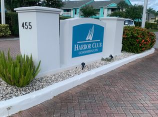 455 Alt 19 S APT 211, Palm Harbor, FL 34683