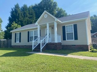 1 Summitwood Ct, Greensboro, NC 27405