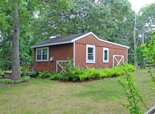 32 Canoe Place Rd, Hampton Bays, NY 11946