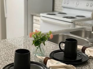 5834 7th St UNIT E, Lubbock, TX 79416