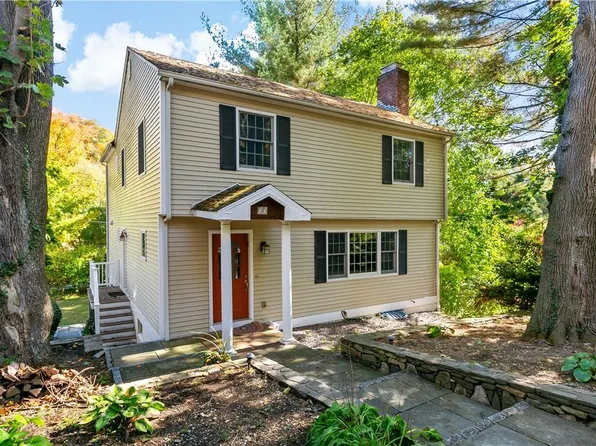 15 Horsechestnut Road, Briarcliff Manor, NY 10510