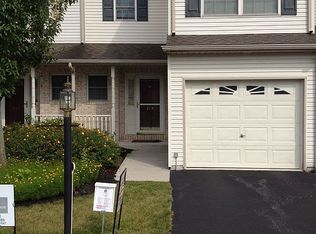 215 Silver Leaf Rdg, Harrisburg, PA 17110