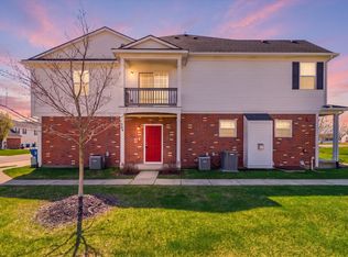 1304 Riversedge Dr, Saline, MI 48176