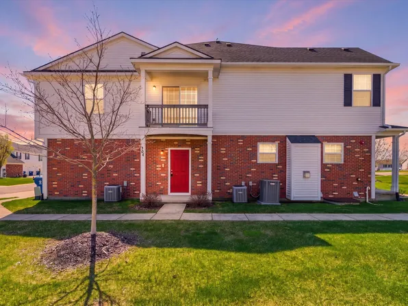 1304 Riversedge Dr, Saline, MI 48176