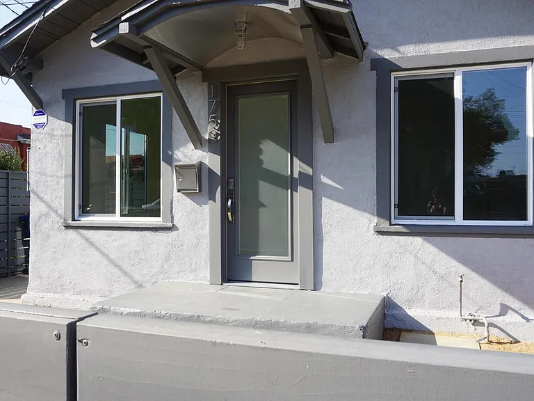 1755 Kent St — Photo 12
