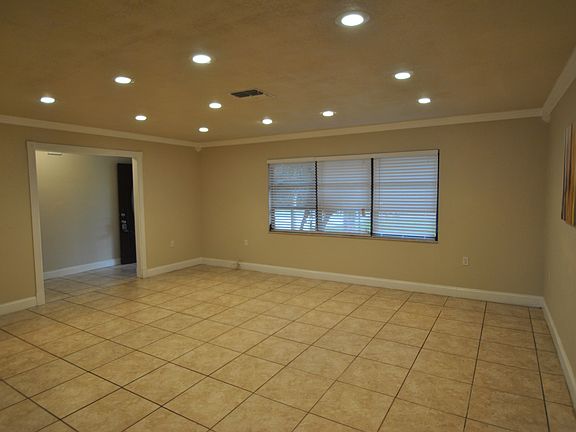 Living area 1