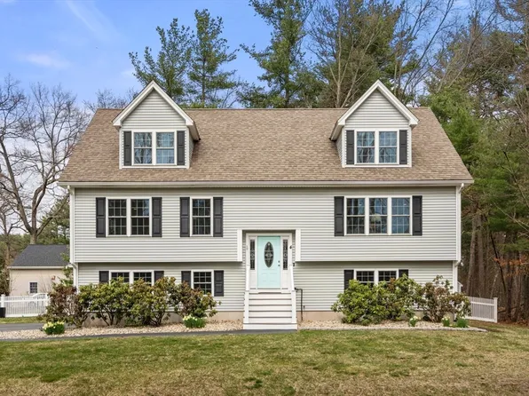 4 Intervale St, Wilmington, MA 01887